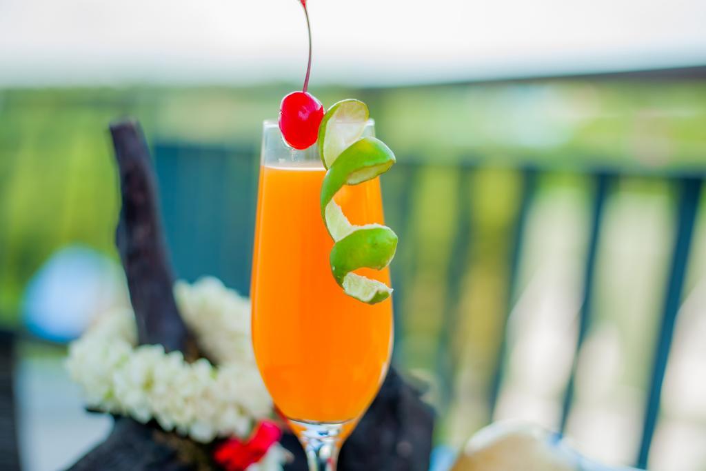 Grand Nai Harn Suites Rawai Екстер'єр фото